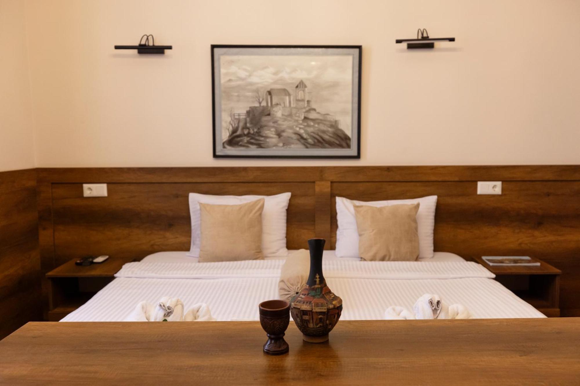 Hestia Boutique Hotel Гори Экстерьер фото