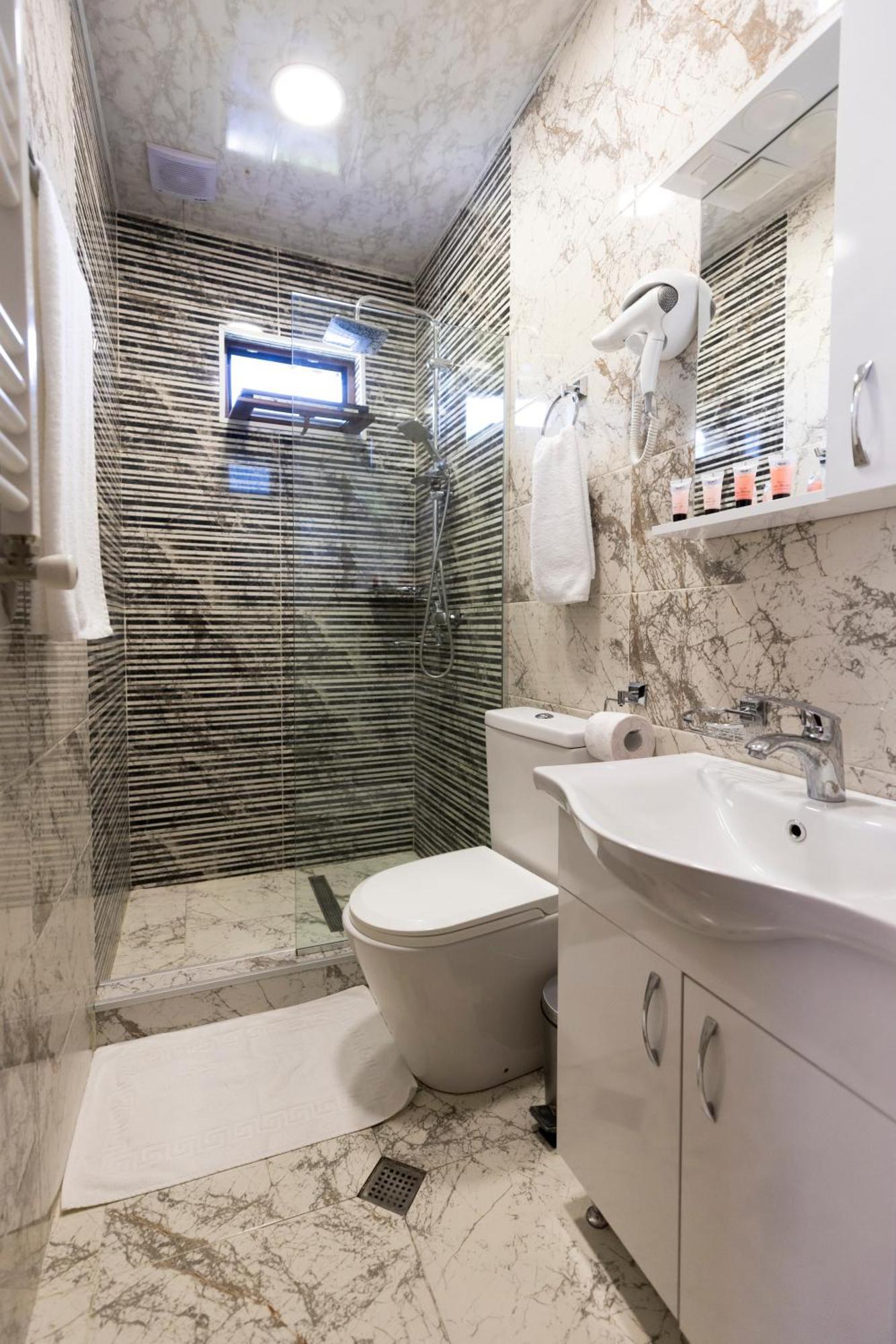 Hestia Boutique Hotel Гори Экстерьер фото