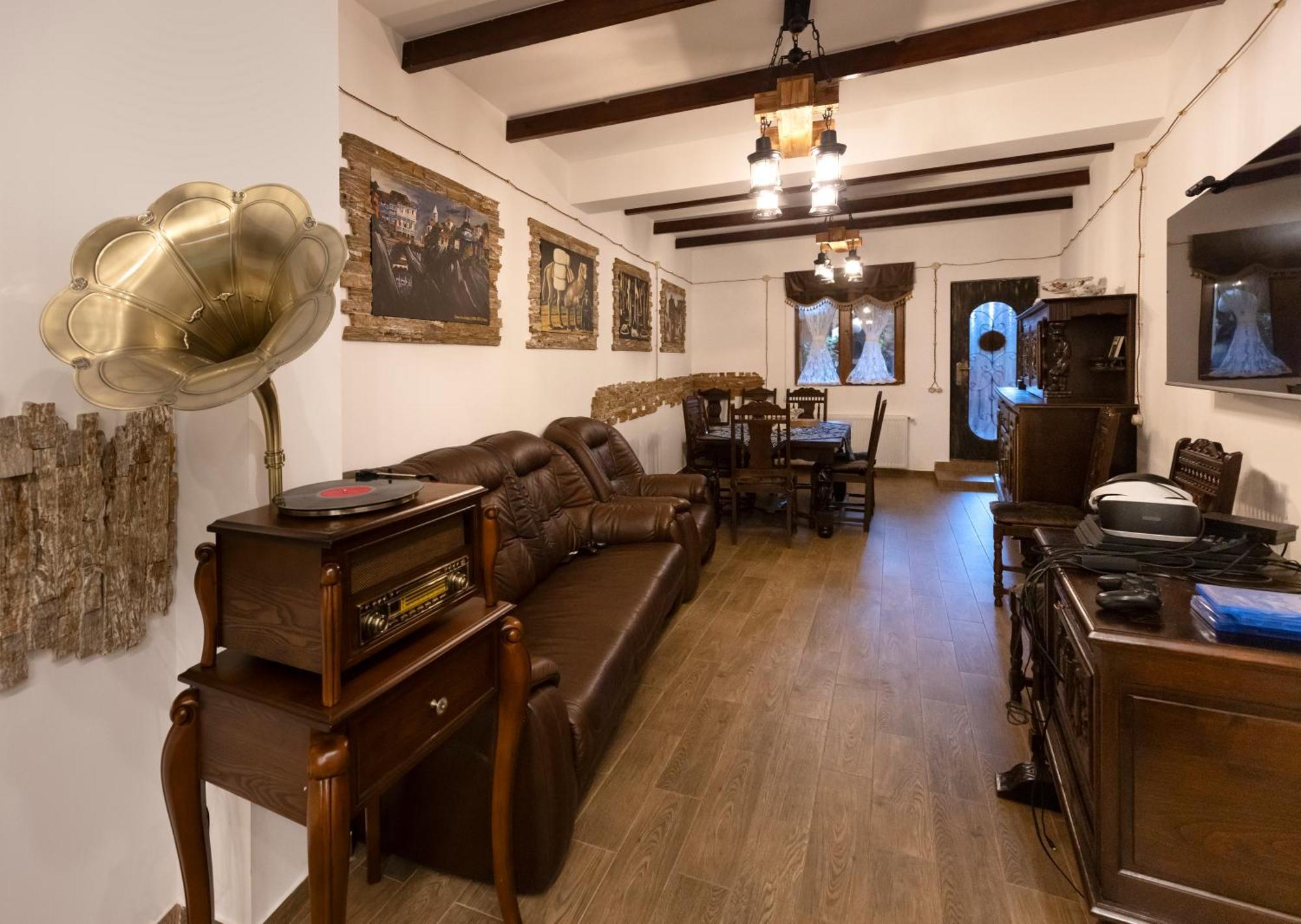 Hestia Boutique Hotel Гори Экстерьер фото